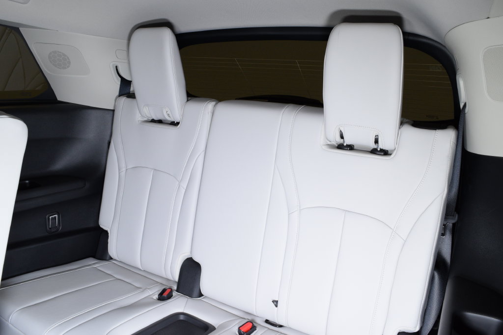 New 2027 INFINITI QX60 Luxe w/ Cargo Package AWD/4WD image 30