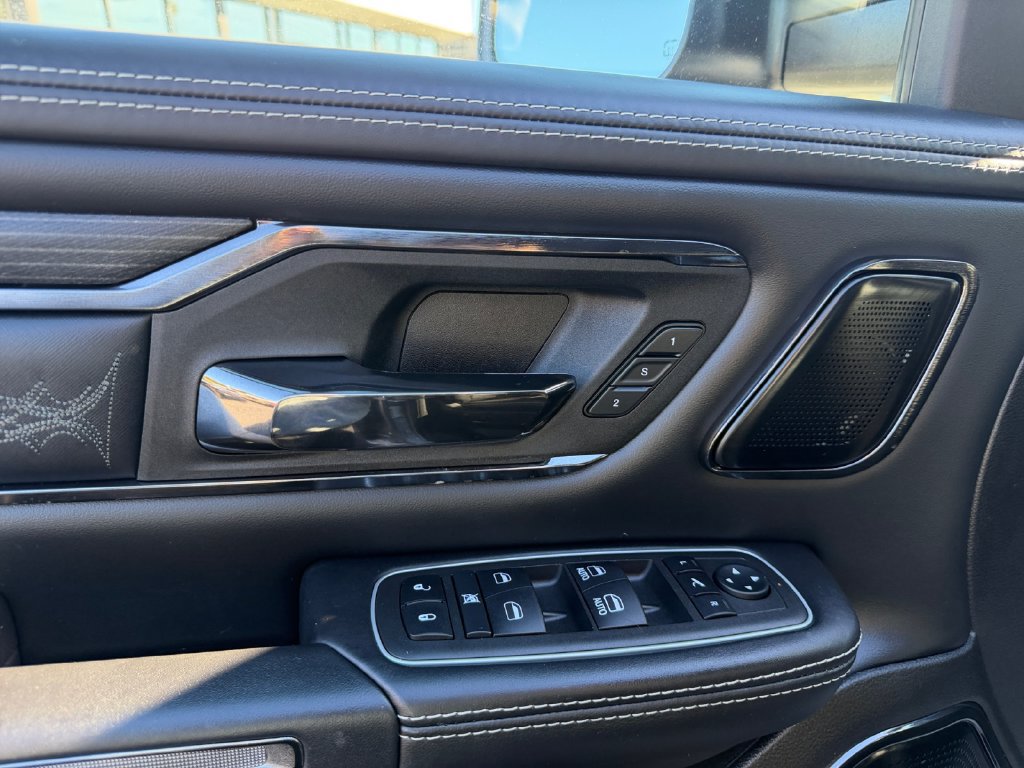 Used 2022 RAM 1500 Limited AWD/4WD image 11