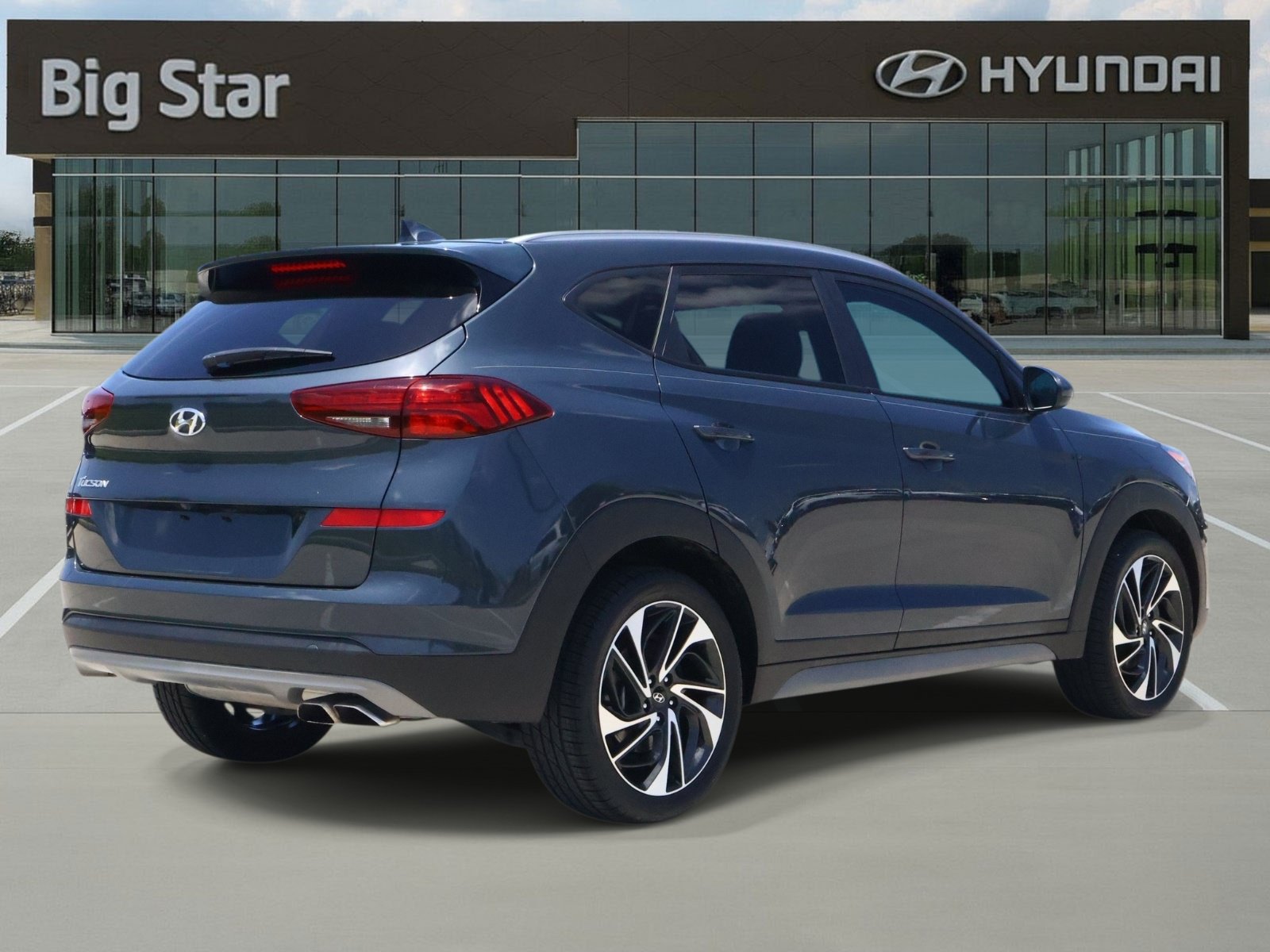 Used 2021 Hyundai Tucson Sport FWD image 4