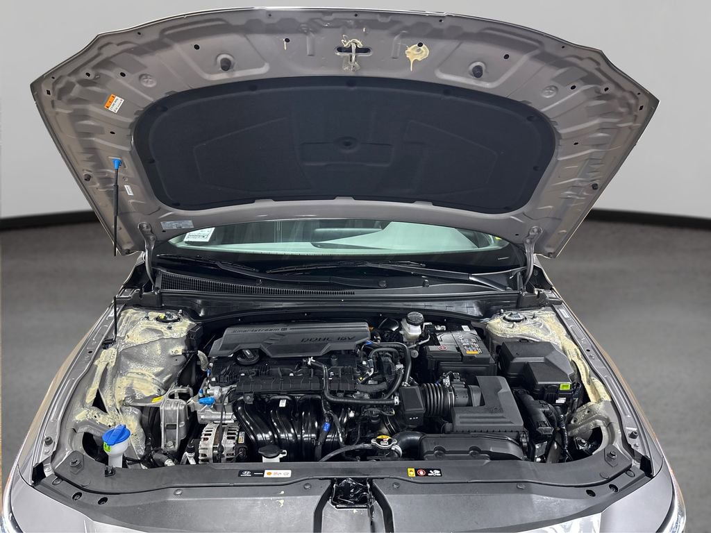 Certified 2025 Hyundai Elantra SEL image 13