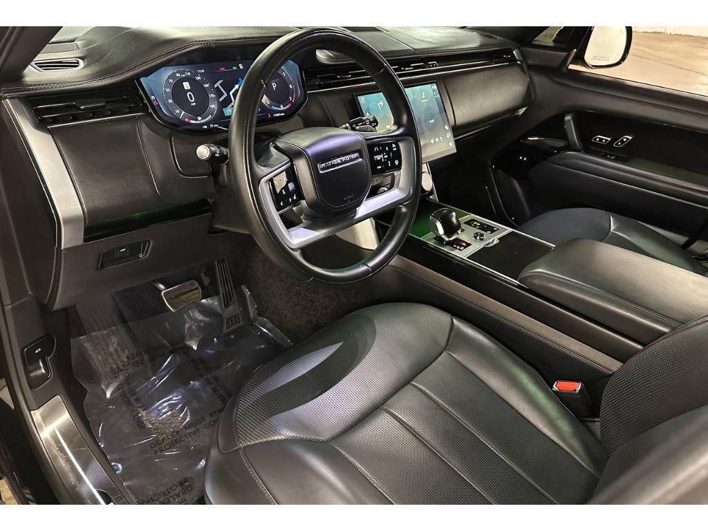Used 2023 Land Rover Range Rover SV AWD/4WD image 18