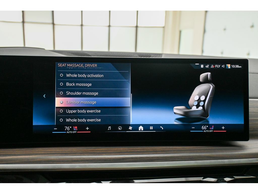 Used 2025 BMW X7 xDrive40i w/ Executive Package image 61