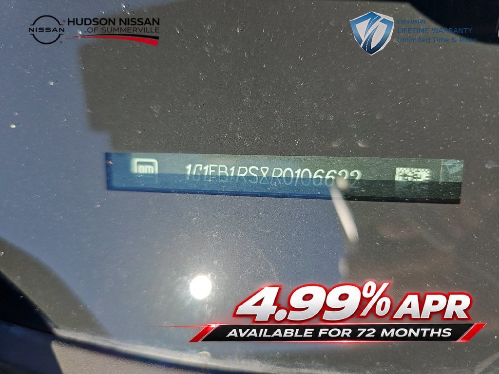 Used 2024 Chevrolet Camaro LT RWD image 32
