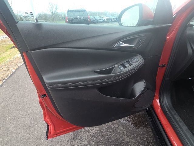 Used 2024 Buick Encore GX Sport Touring image 23