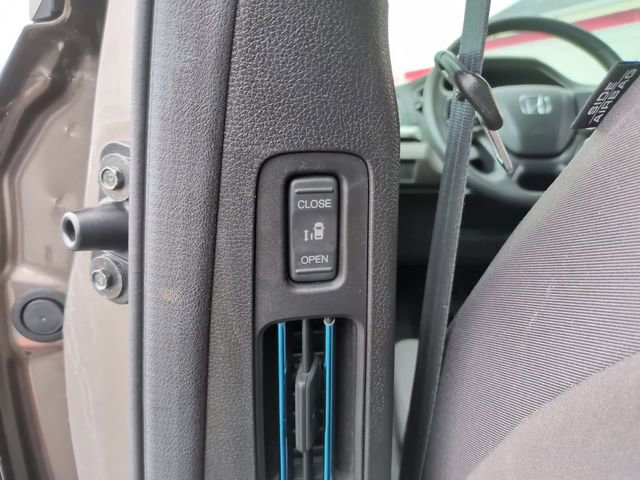 Used 2019 Honda Odyssey EX image 15