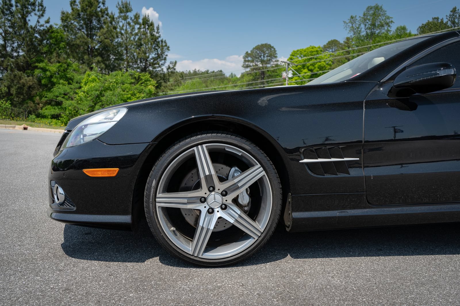 Used 2009 Mercedes-Benz SL 550 image 4