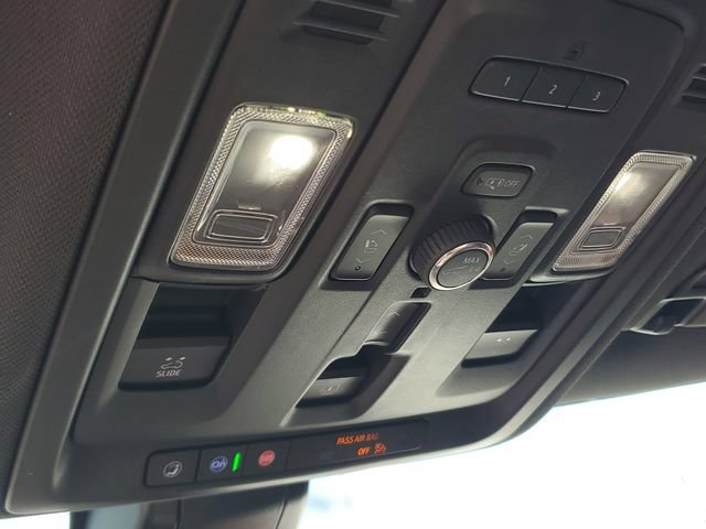 Used 2021 Chevrolet Suburban High Country AWD/4WD image 22