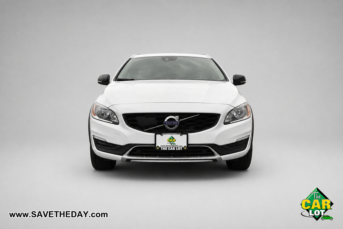 Used 2018 Volvo V60 T5 Cross Country w/ Convenience Package AWD/4WD image 10