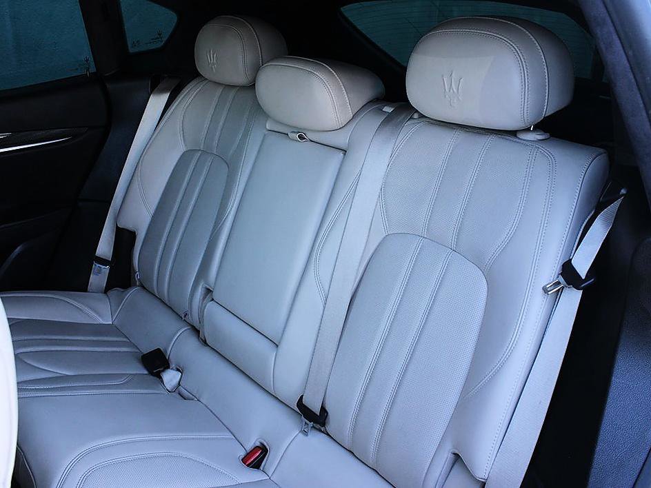 Used 2018 Maserati Levante S GranSport image 8