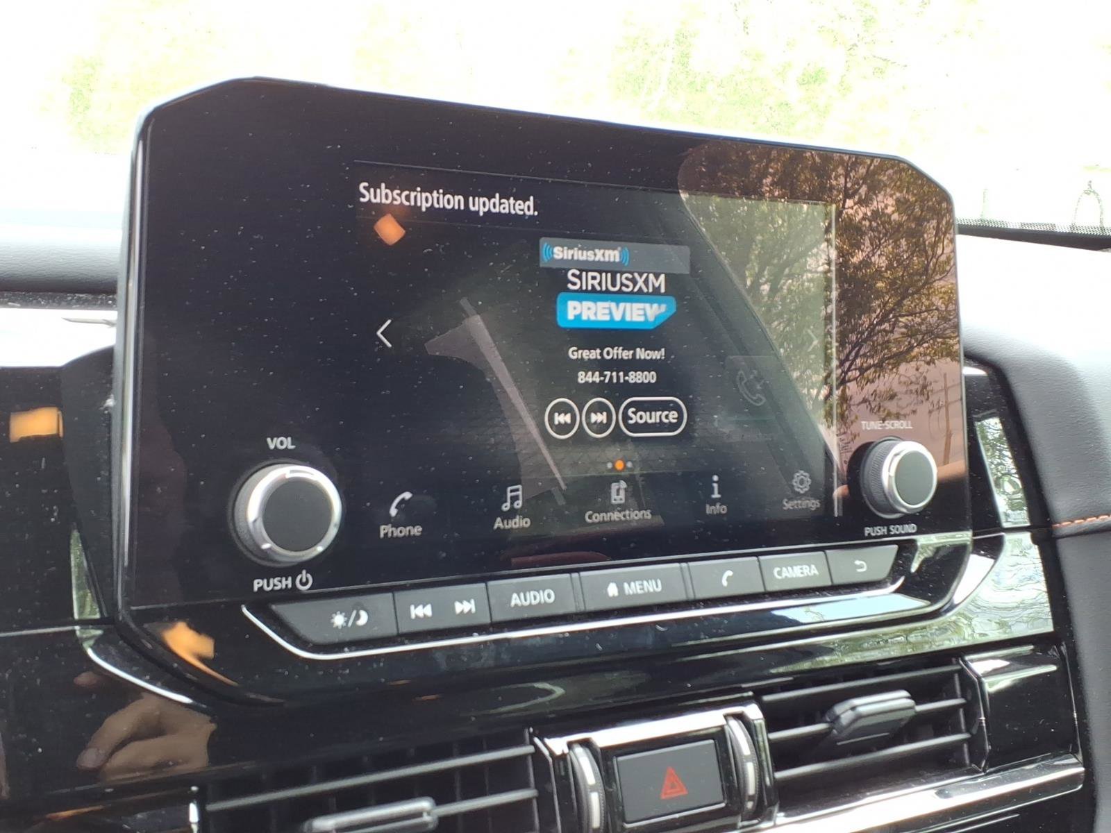Used 2024 Nissan Pathfinder Rock Creek image 12
