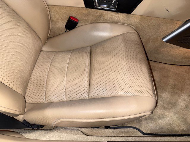 Used 2011 Aston Martin Rapide image 68