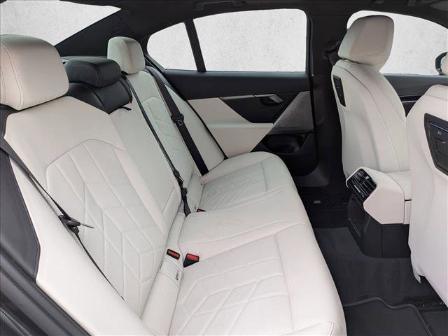 Certified 2024 BMW 530i 530i w/ M Sport Package image 21