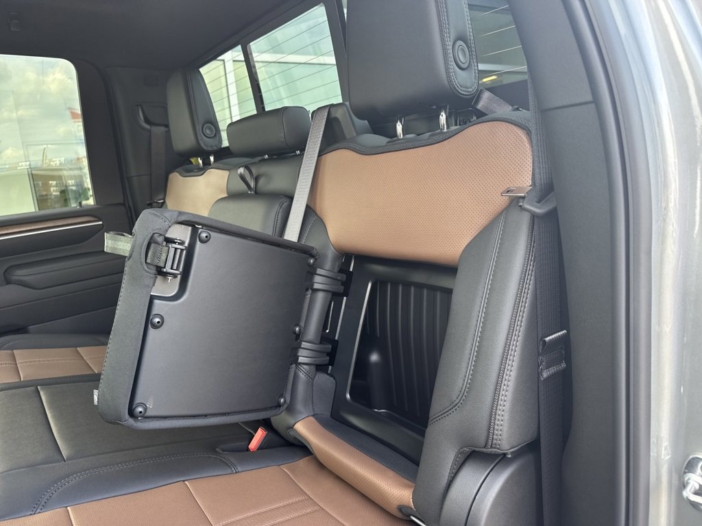 New 2026 Chevrolet Silverado 3500 High Country w/ High Country Premium Package image 18