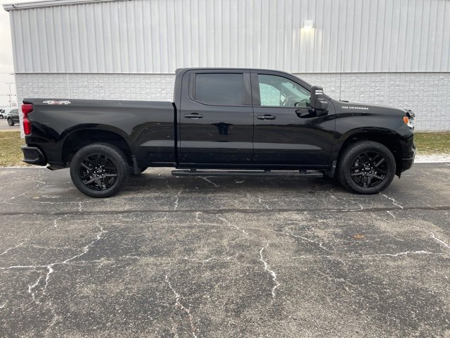 Used 2022 Chevrolet Silverado 1500 RST w/ Convenience Package II image 17