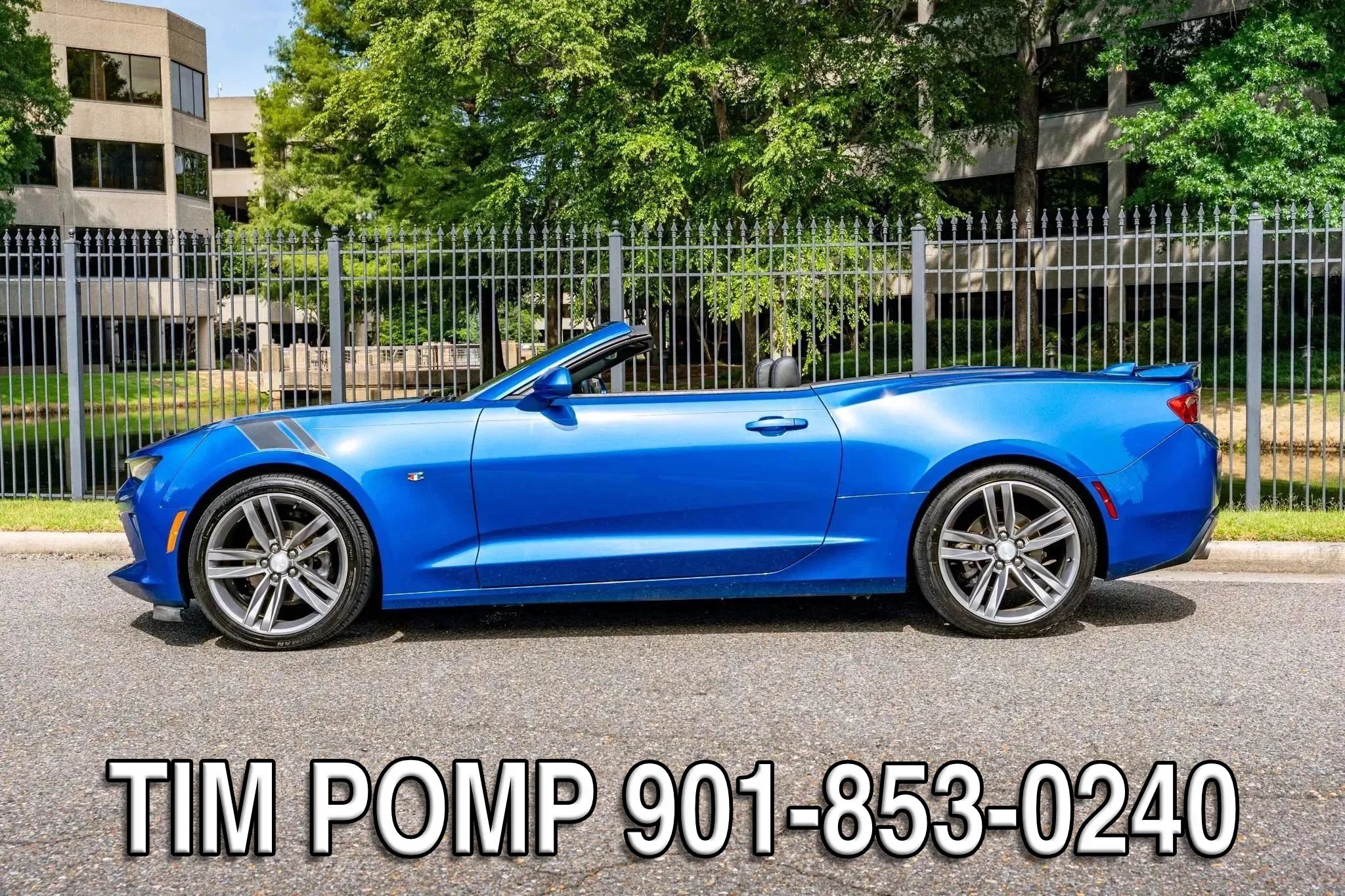 Used 2018 Chevrolet Camaro LT w/ RS Package RWD image 9