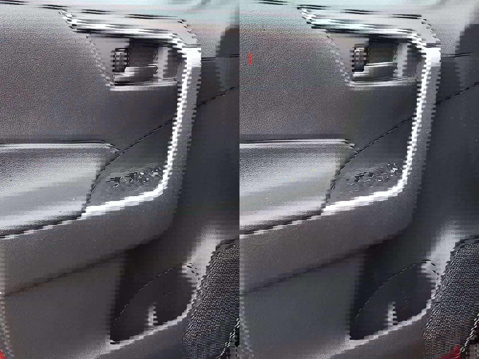 Certified 2022 Toyota RAV4 LE image 15