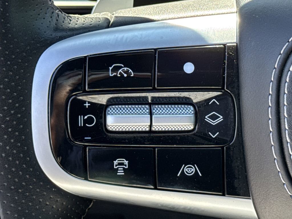 Used 2025 Genesis GV80 3.5T image 26