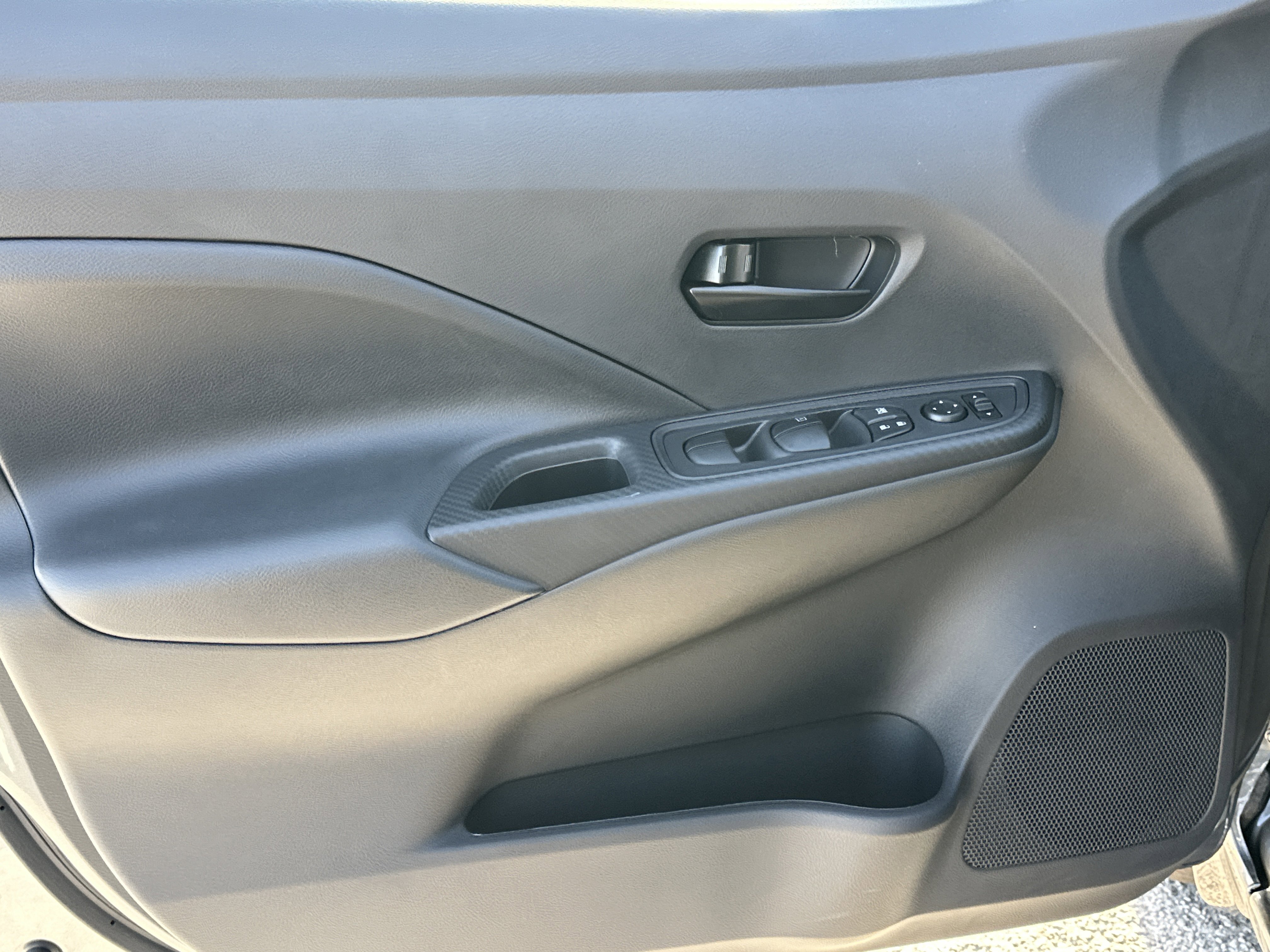 New 2025 Nissan Versa S w/ Trunk Package image 10