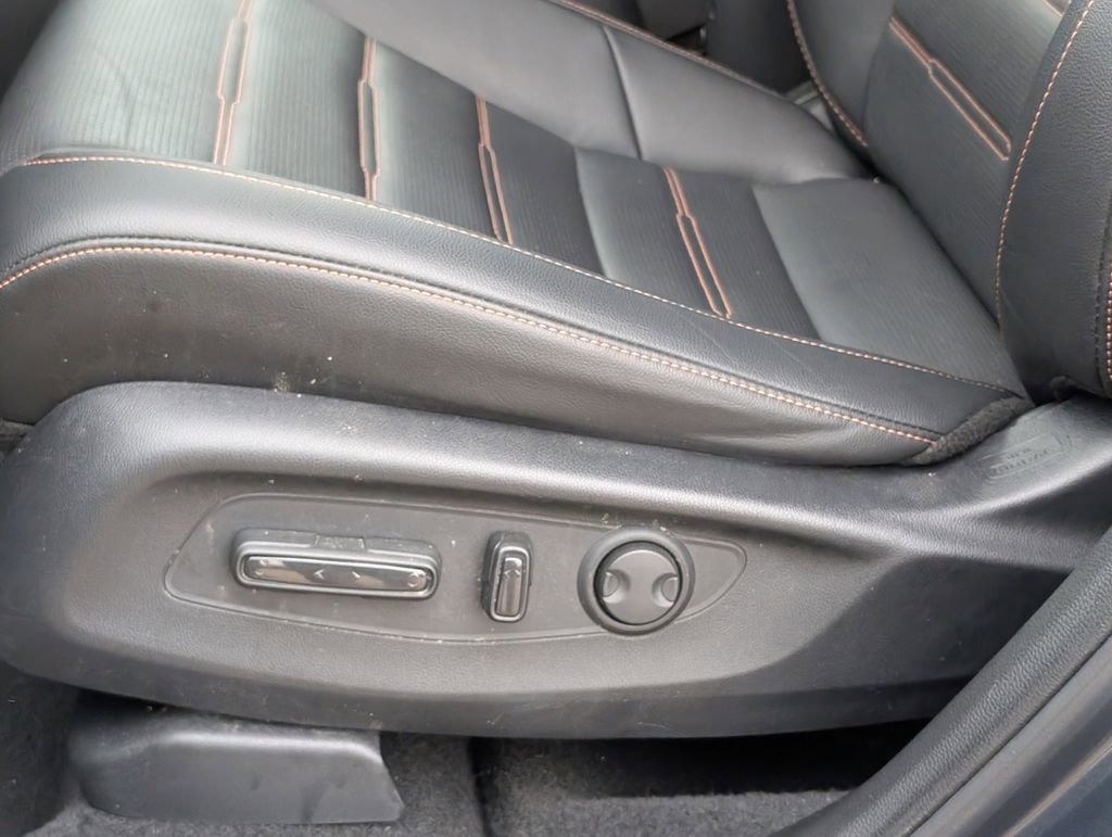 Certified 2025 Honda CR-V Sport-L image 11