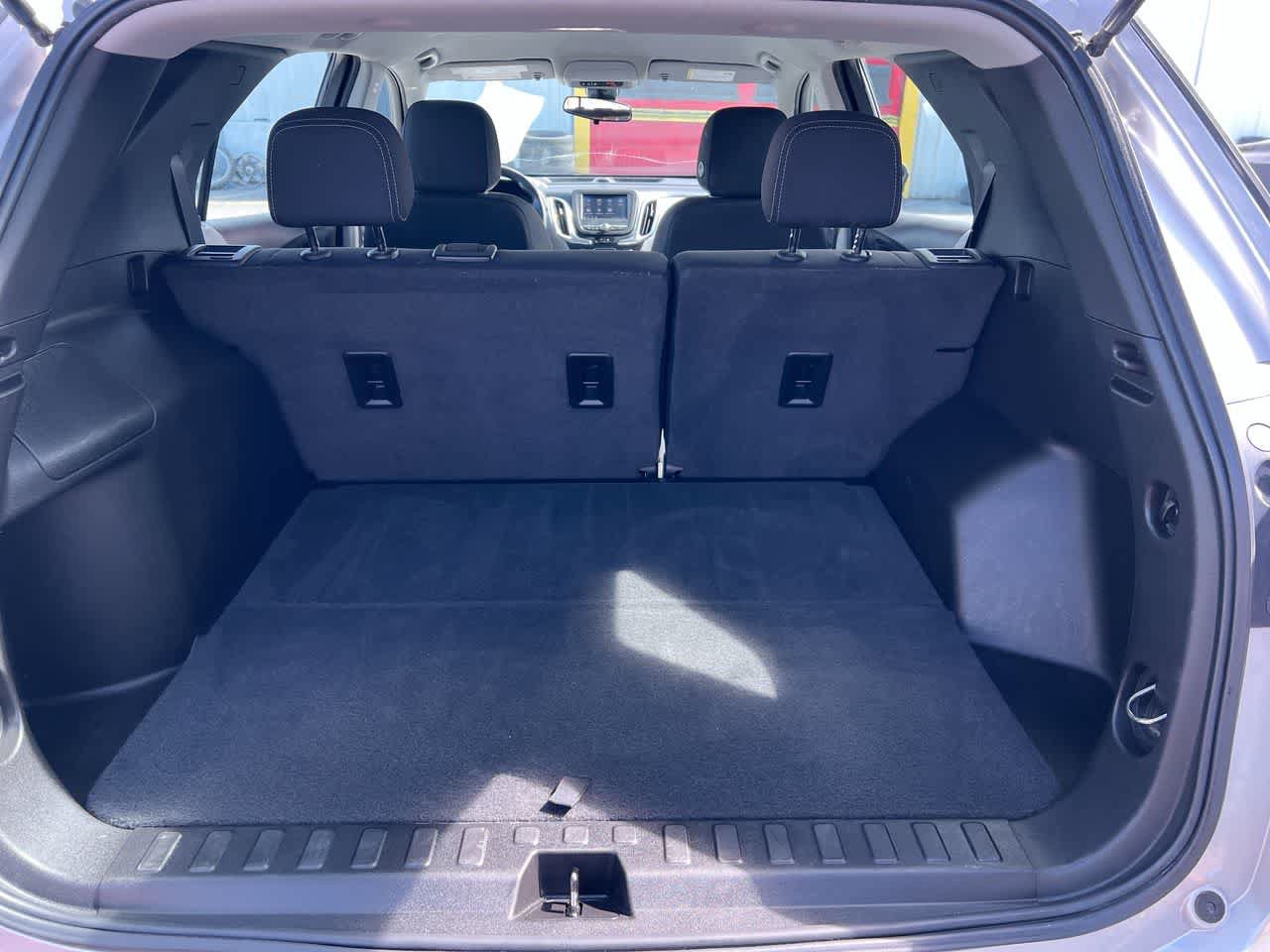 Used 2022 Chevrolet Equinox LS w/ Driver Confidence II Package AWD/4WD image 26