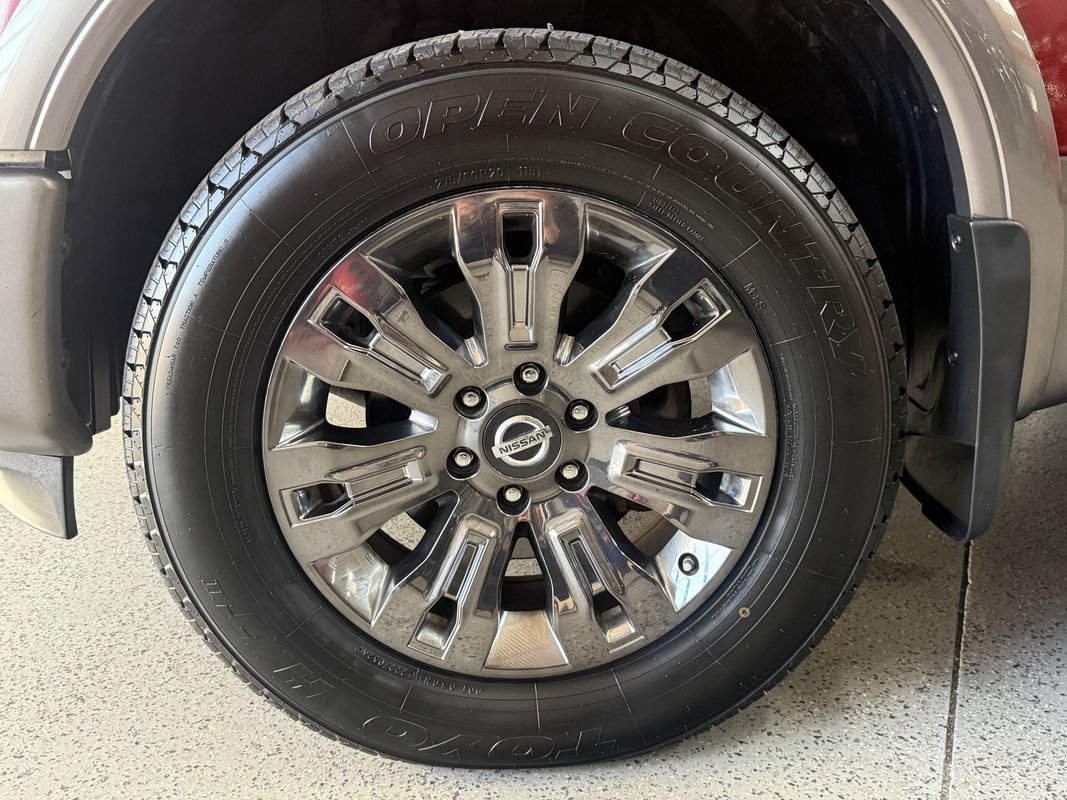 Used 2018 Nissan Titan XD AWD/4WD image 23