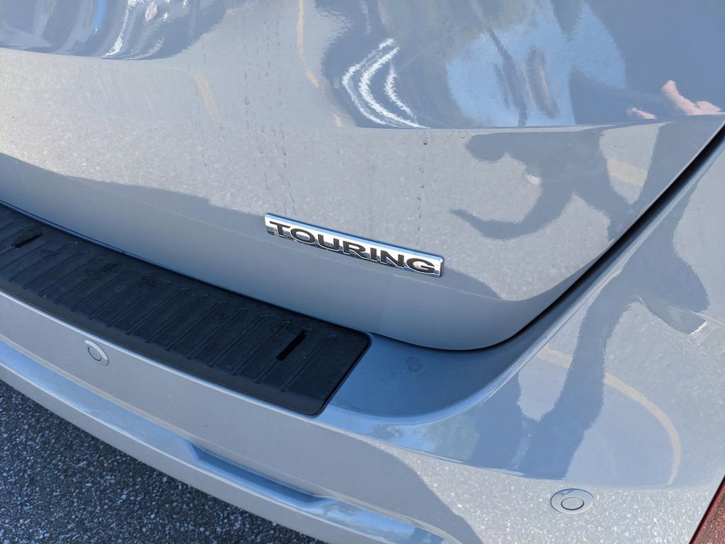 Used 2025 Honda Odyssey Touring image 9