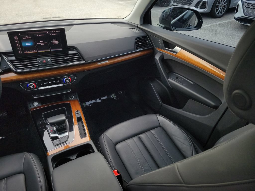 Certified 2023 Audi Q5 Premium w/ Convenience Package AWD/4WD image 24