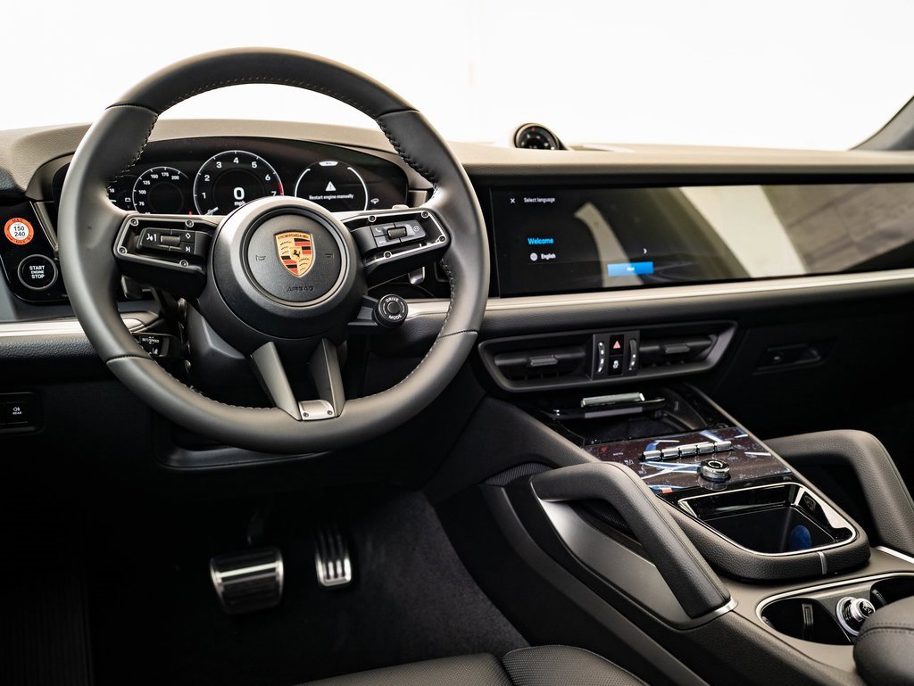 New 2026 Porsche Cayenne S image 4