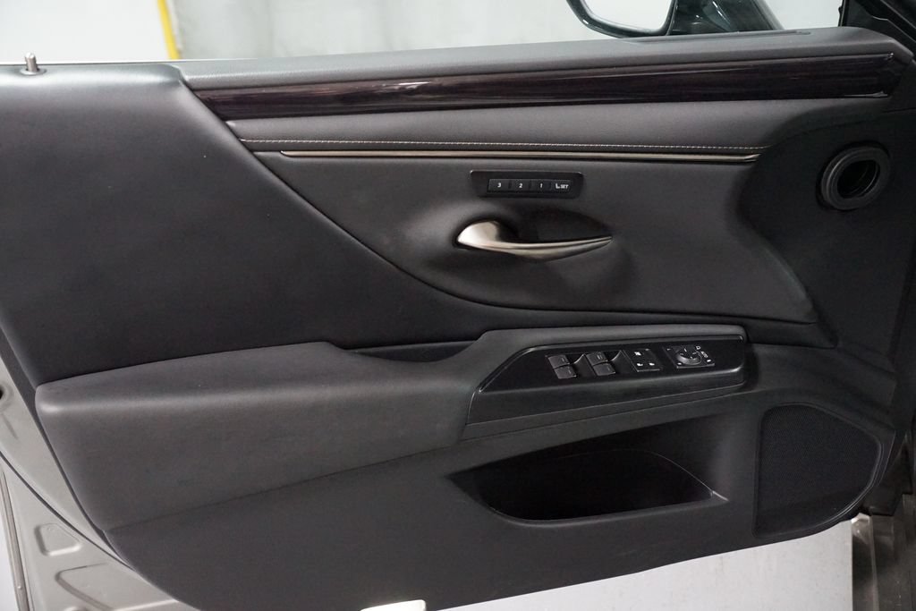 Used 2021 Lexus ES 350 w/ Premium Package FWD image 31
