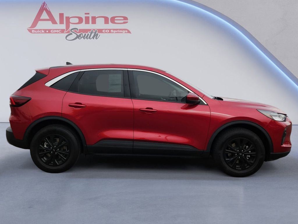 Used 2023 Ford Escape Active w/ Tech Pack #2 AWD/4WD image 6