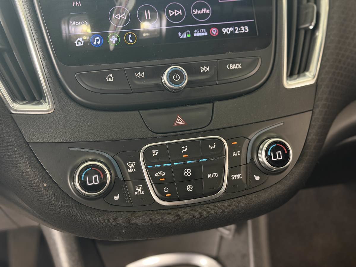 Used 2019 Chevrolet Malibu LT FWD image 42
