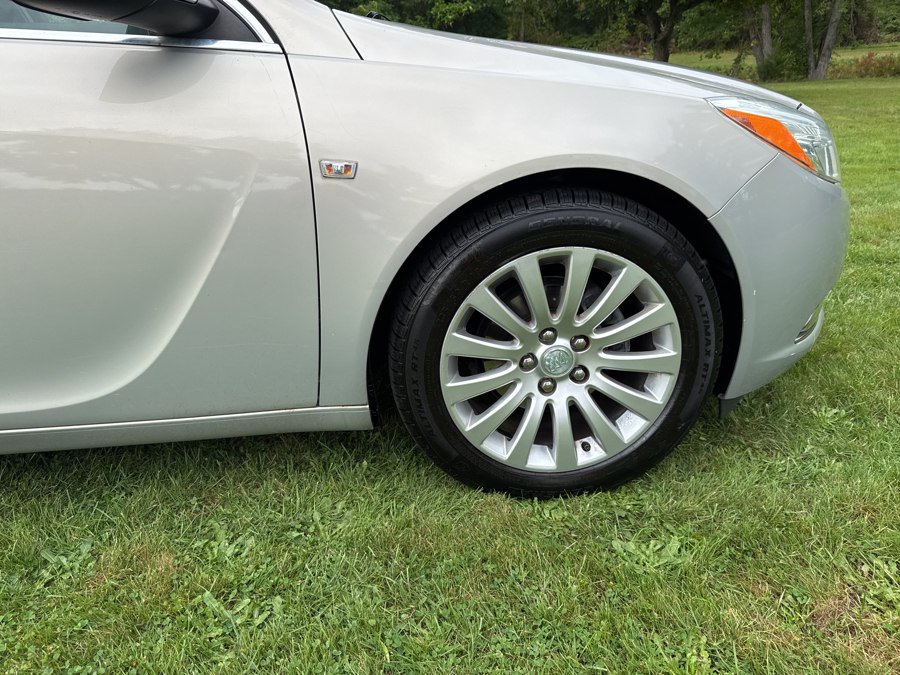 Used 2011 Buick Regal CXL FWD image 35
