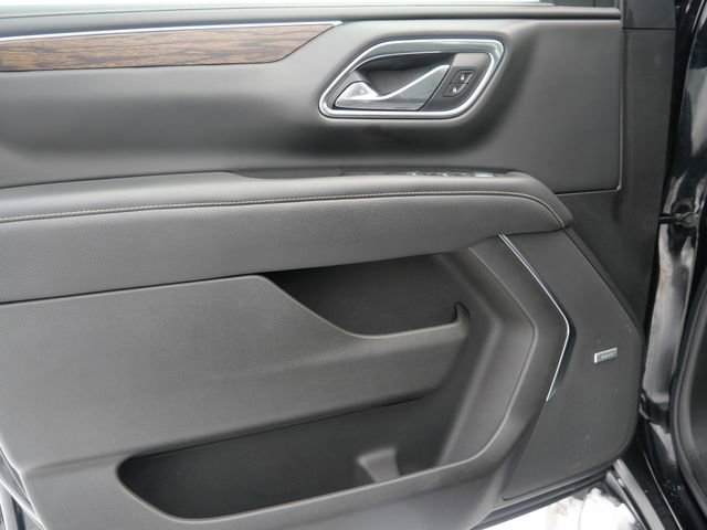 Used 2021 Chevrolet Suburban Premier image 8