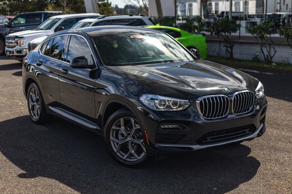 Used 2021 BMW X4 xDrive30i AWD/4WD image 2