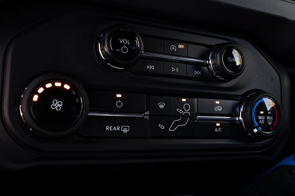Used 2022 Ford Bronco Black Diamond AWD/4WD image 21