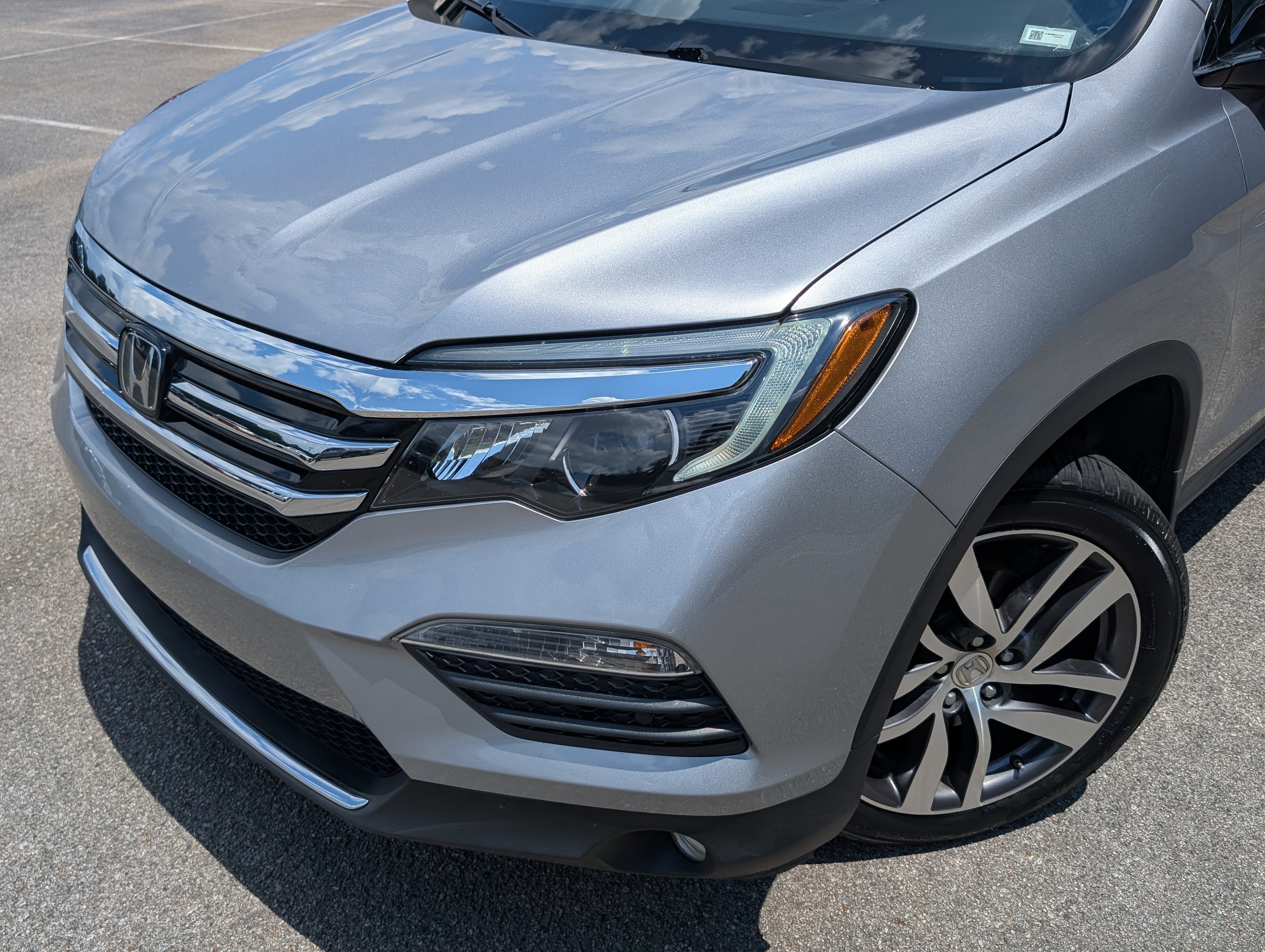 Used 2016 Honda Pilot Touring image 13