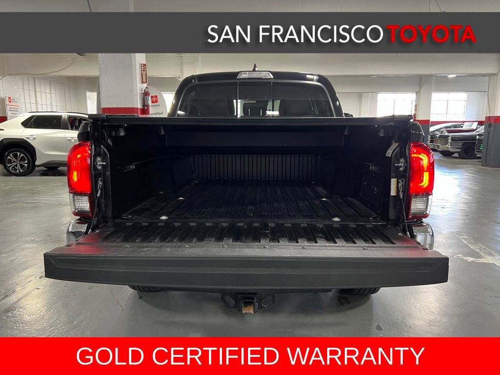 Certified 2022 Toyota Tacoma SR5 AWD/4WD image 36