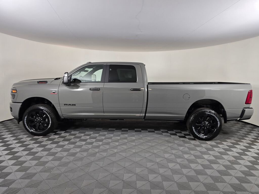 New 2025 RAM 3500 Big Horn image 7