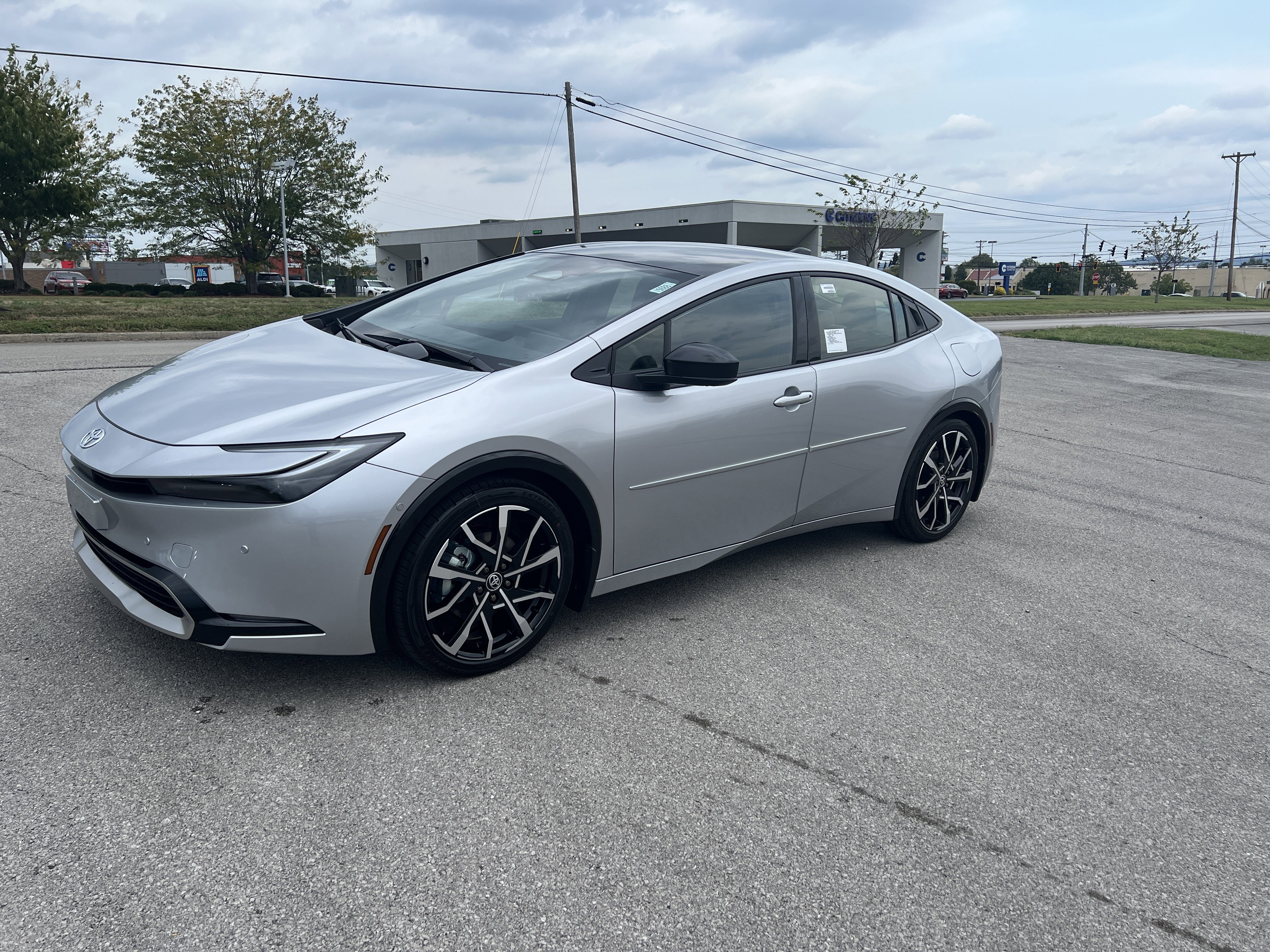 New 2026 Toyota Prius Plug-In Hybrid image 2