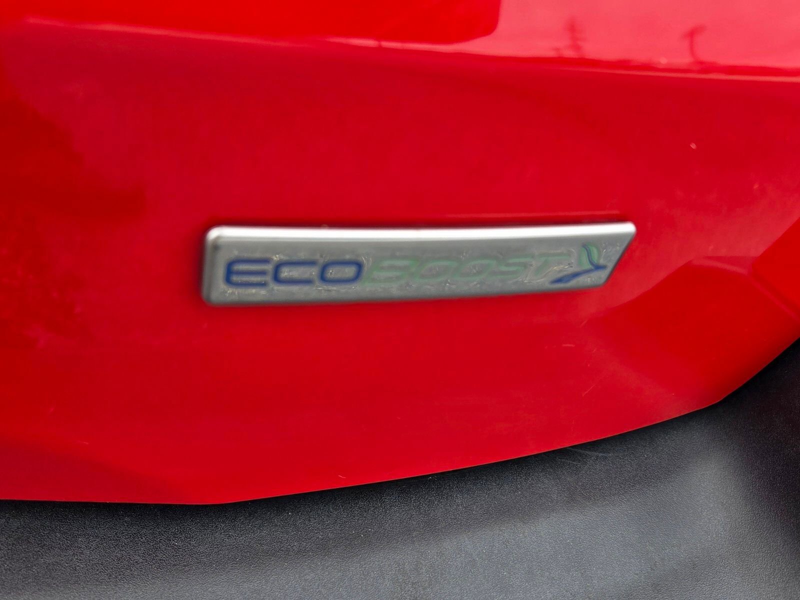 Used 2020 Ford EcoSport S image 12