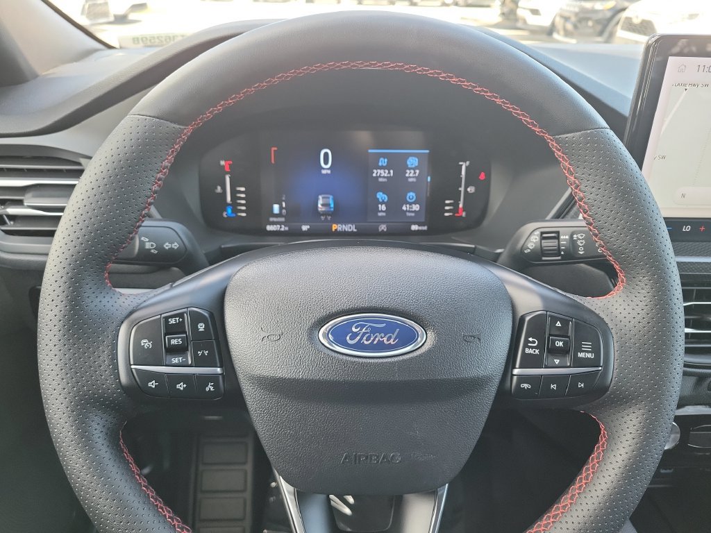 Used 2023 Ford Escape ST-Line w/ Tech Pack #1 AWD/4WD image 8