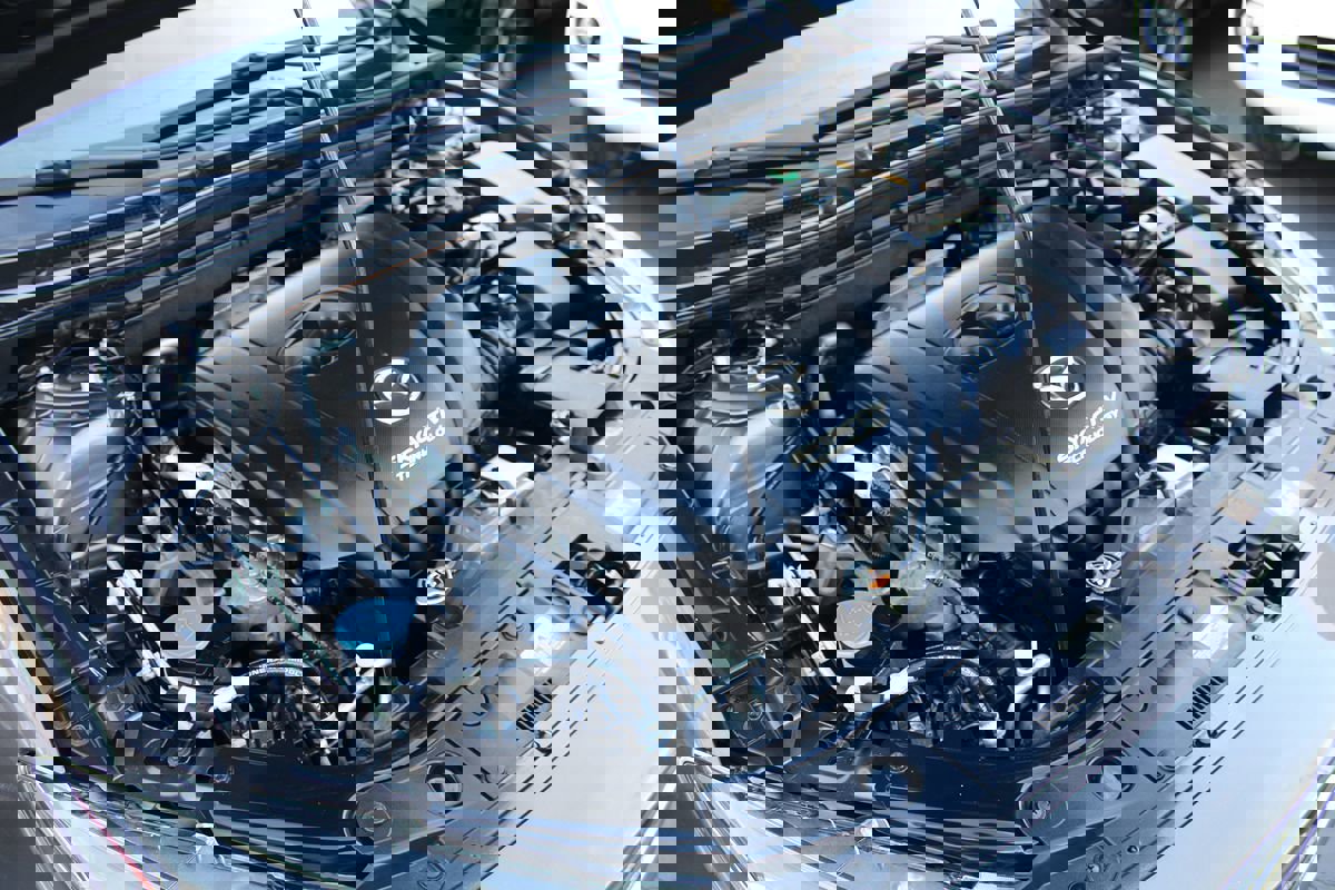 Used 2014 MAZDA MAZDA3 i Grand Touring image 32