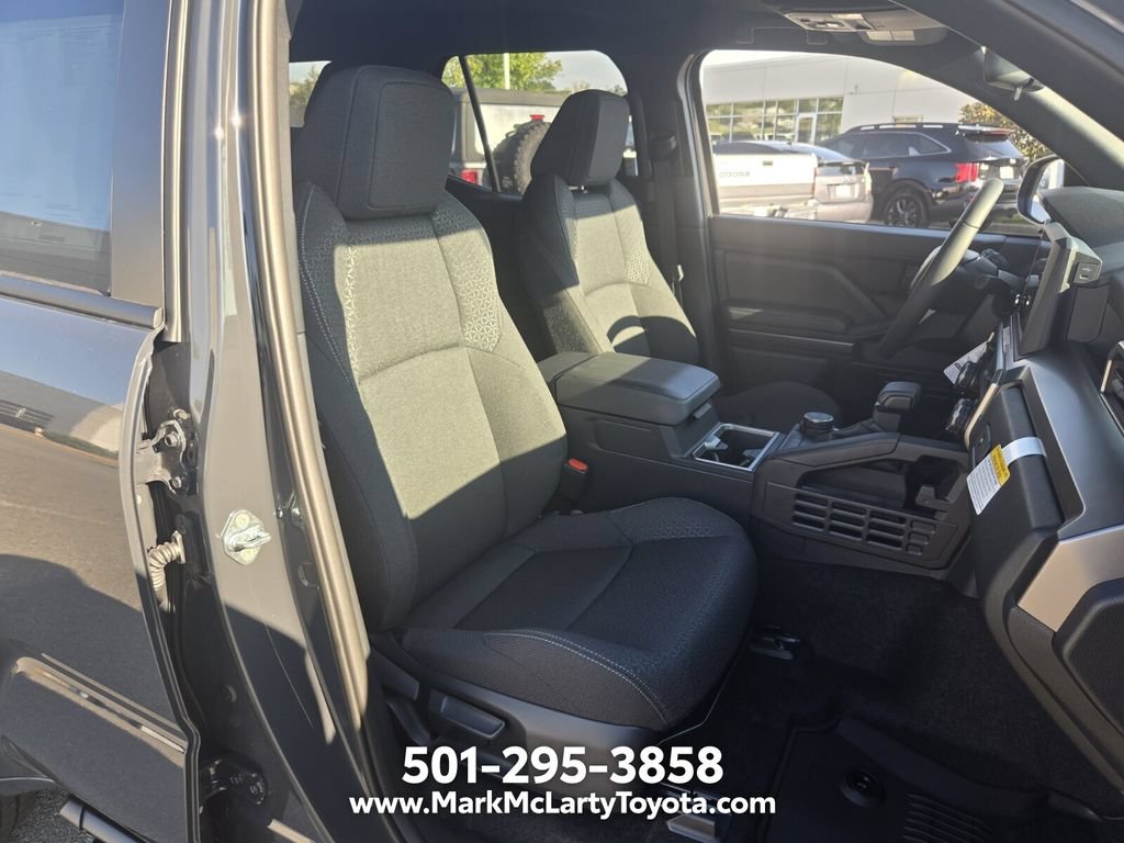 New 2026 Toyota 4Runner SR5 AWD/4WD image 14