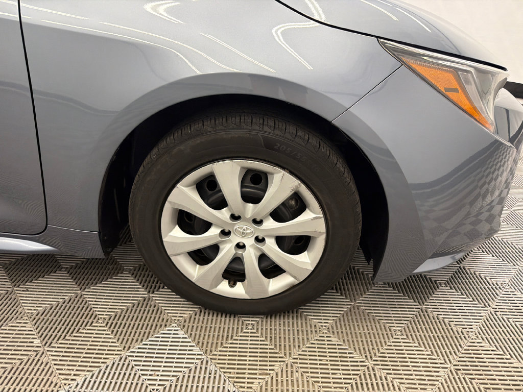 Used 2024 Toyota Corolla LE FWD image 12