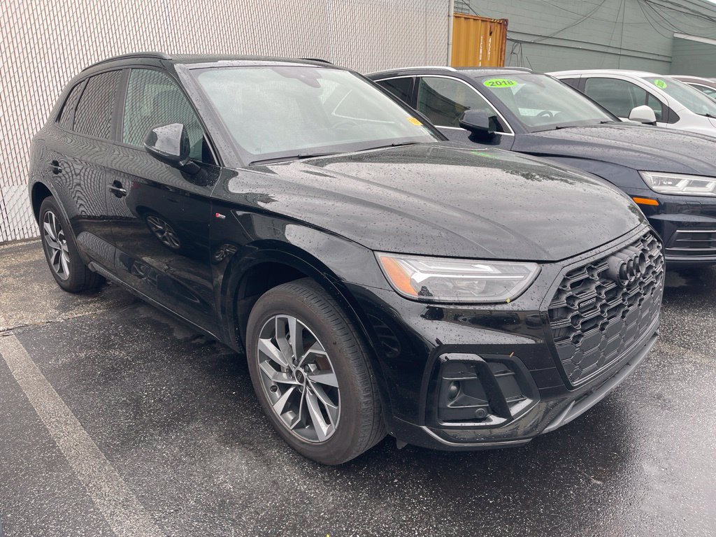 Used 2024 Audi Q5 2.0T Premium w/ Summer of Audi Package