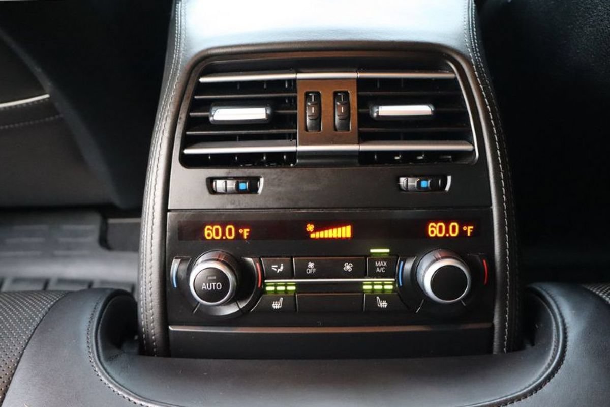 Used 2016 BMW M6 Gran Coupe RWD image 34
