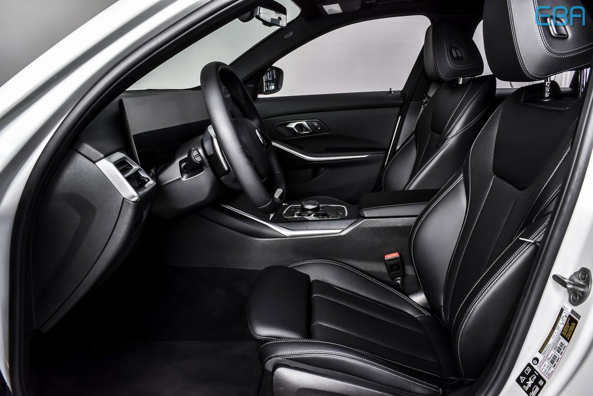 Used 2025 BMW 330i xDrive Sedan w/ Convenience Package image 16