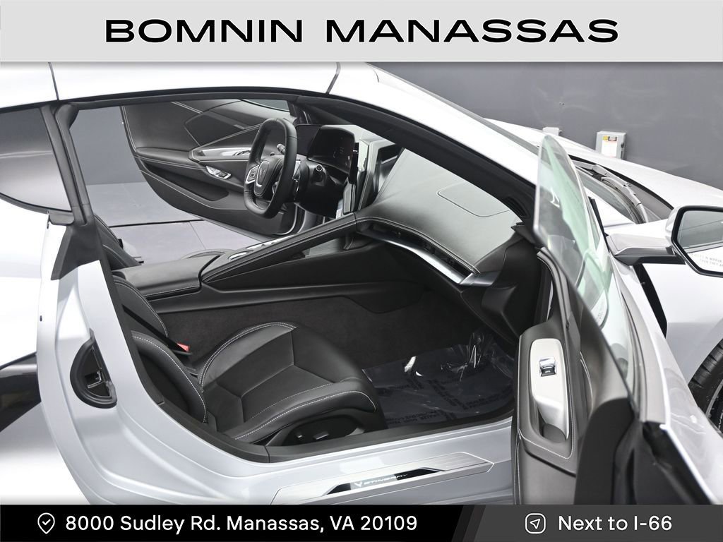 Used 2026 Chevrolet Corvette Stingray Coupe w/ Z51 Performance Package image 9