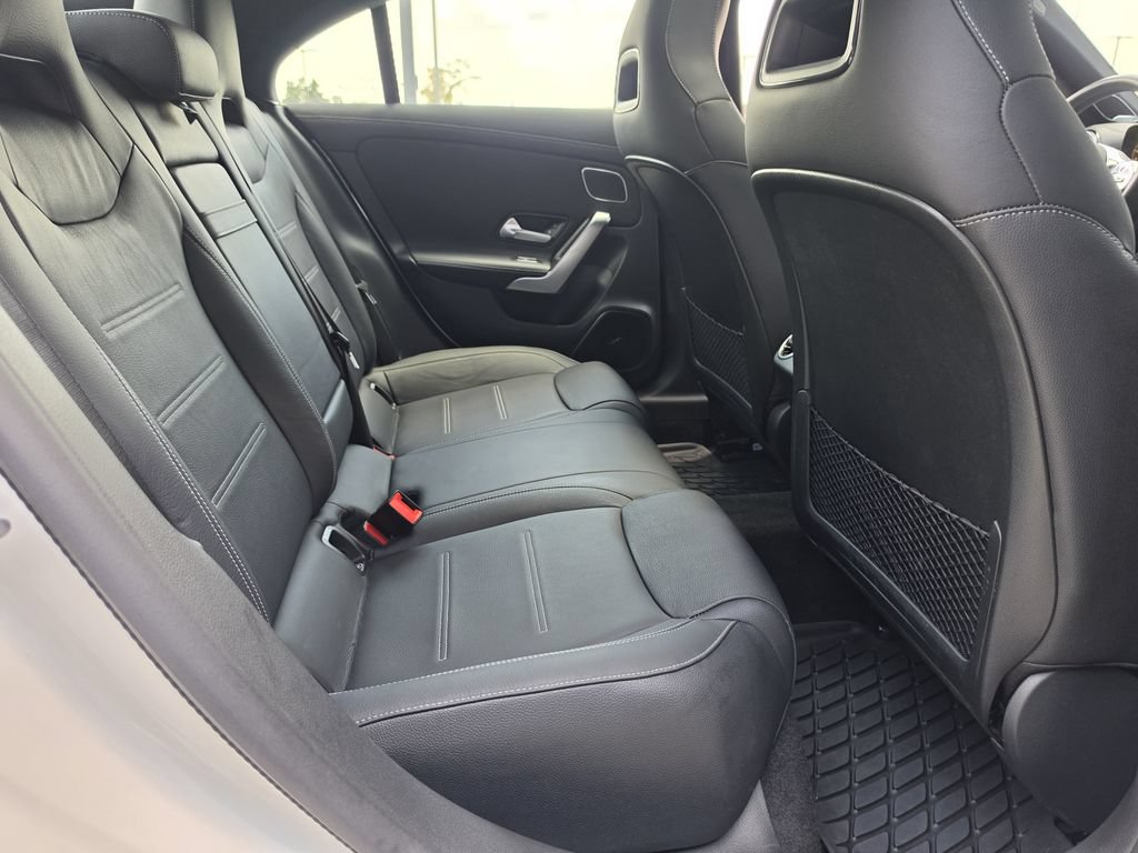 Used 2023 Mercedes-Benz CLA 35 AMG 4MATIC image 27