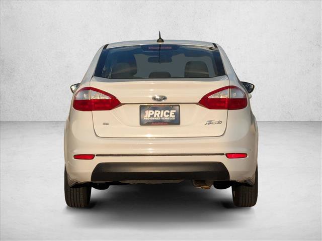 Used 2017 Ford Fiesta SE image 7